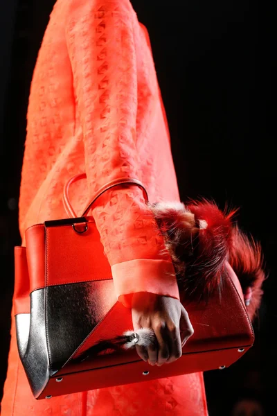 Look 34